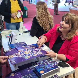 El tarot numerológico "Las Luces de Nuit" en la feria del libro, Argentina 2022