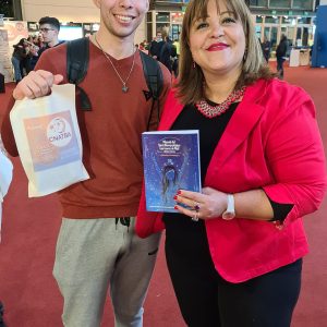 El tarot numerológico "Las Luces de Nuit" en la feria del libro, Argentina 2022