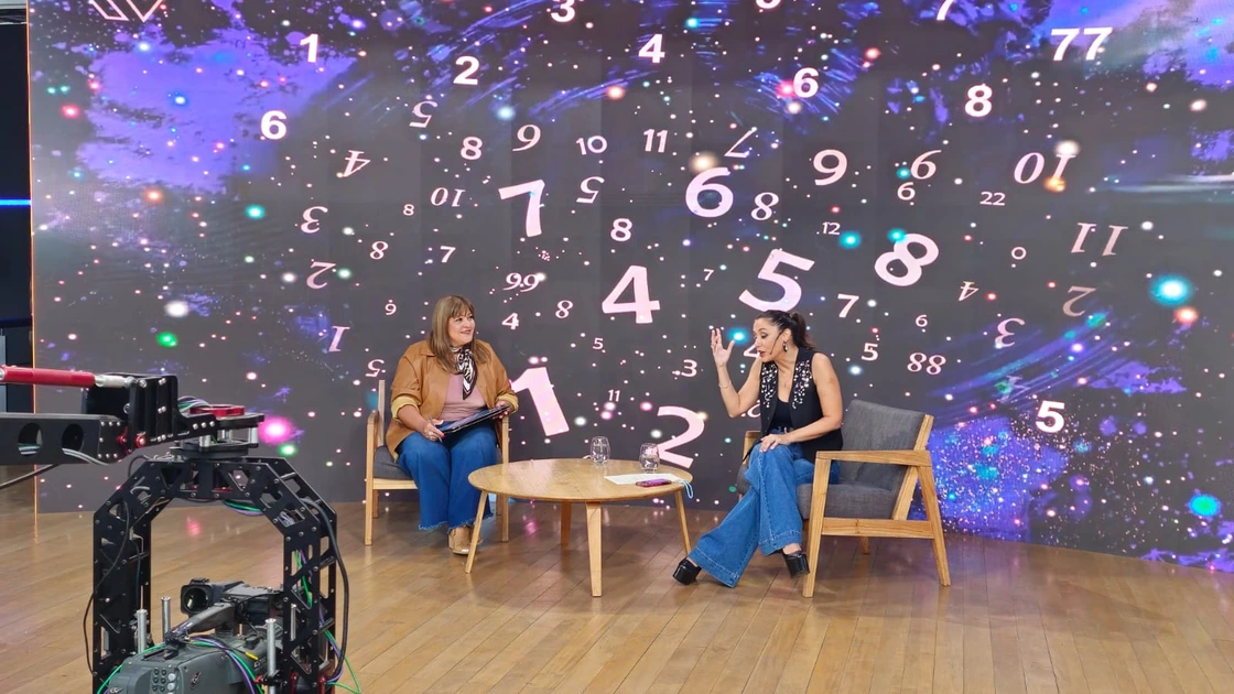 Lee más sobre el artículo 🎥✨ Numerología en el amor 🔢❤️ – Programa MI PAÍS en 📺📰 Argentina/12